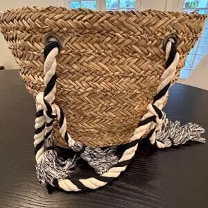 Billabong Straw Bag with Black & White Rope Handle
